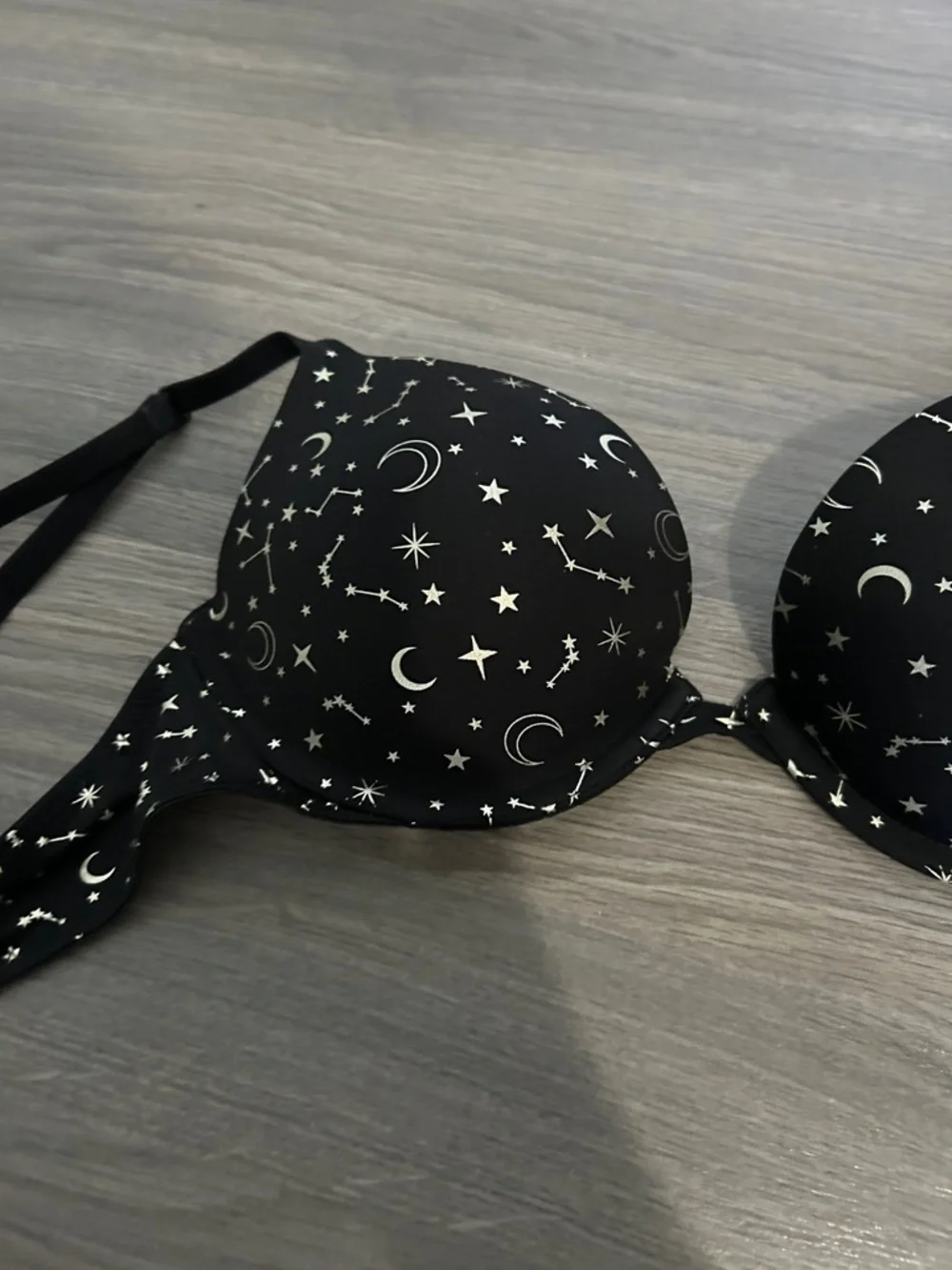 Victoria's Secret Black and Silver Celestial Print Push-Up Bra - Picture 3 of 5